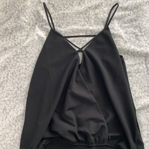 Black XS flowy top